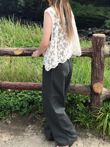Favor two tuck pants 