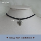 [Aespa Winter Necklace] Vintage Heart Locket Choker Necklace - Silver ver.