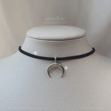 Upside Down Crescent Moon Choker Necklace - Silver