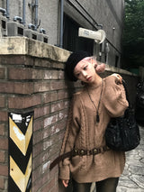 ヴィンテージツイストバルーンアンバランススリットニット