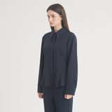 ウールストライプピンタックシャツ / Wool Stripe Pintuck Shirt (Navy)
