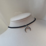 Upside Down Crescent Moon Choker Necklace - Silver