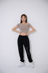 プレーン オフショルダー クロップ Tシャツ / TOP(9393) Plain Off Shoulder Crop Tee