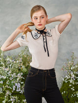 ブラックフラワーラウンドカラーニット / Black Flower Round Collar Knit