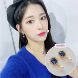 シックピアス / Navy Chic Piercing