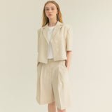 ツーボタンワンタックベルミューダパンツ / Two-Button One Tuck Bermuda Pants (Ivory)