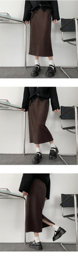 Canine Back Open V-neck Knit Skirt
