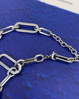 バーチャルスクエアチェインネックレス/a vertical square chain necklace