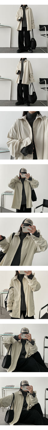 Whitty Wanggol Ground Turtleneck Sweatshirt