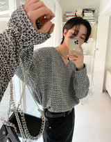 V-Neck Extended Sleeve Knit Top (6595753902198)