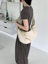 フリア半月ハーフツーウェイビッグショルダークロスボディバッグ / FLIR Vandal Half Two-Way Big Shoulder Crossbody Bag