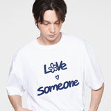 ラブサムワンショートスリーブTシャツ / LOVE SOMEONE Short Sleeve T-shirt_White/Navy Logo