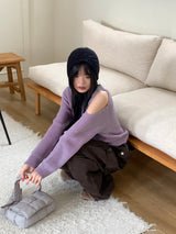 Mobin Unbalanced Shoulder Slit Long-Sleeved Knit
