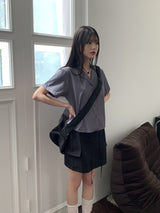 バオポケットVネックオープンカラークロップド半袖シャツ / Bao pocket V-neck open collar cropped short-sleeved shirt