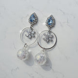 アイシーブルームイヤリング / Icy Bloom Earring - Light Blue