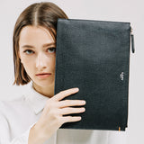 キャビアエンボクラッチ/CAVIAR EMBO CLUTCH-BLACK
