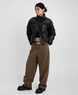 （UNISEX）ダーツピンタックカラーデニム