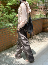 ジッパーナイロングロッシー２ウェイロングワイドジョガーパンツ/Galz Zipper Nylon Glossy Two-Way Long Wide Jogger Pants