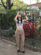 Waist slit lettering t