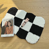 Curvy checkerboard mini rug - Black
