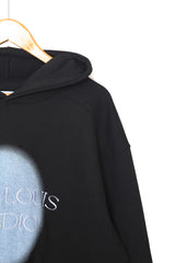 スプレーペインティングエンブロイダリーフーディ / Spray Painting Embroidered Hood