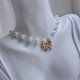 Adorable Ribbon Pearl Choker Necklace - Gold