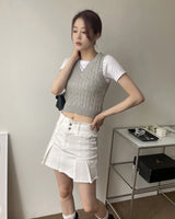 Lipa V-neck Twist Crop Knit Vest
