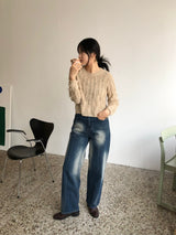 Freewheeling tassel round knit 
