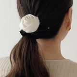 Classic Monotone Rose Hair Scrunchie　シュシュ