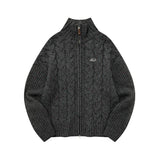 UNI LOGO WAPPEN CABLE COLLAR KNIT ZIP UP [CHARCOAL]
