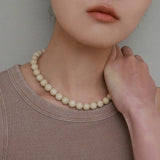 ベージュボールネックレス / beige ball necklace