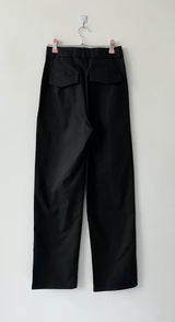 Waist point two tuck slacks