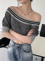 メタストライプグラデーションオフショルダークロップド半袖ニット / Meta Striped Gradation Off-Shoulder Cropped Short-Sleeved Knit