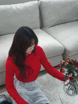 Apple red shirring long sleeve knit