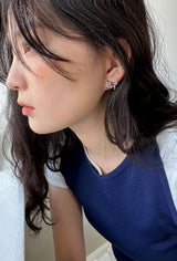 リボンタイピアス