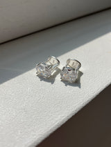 [92.5silver] oval cubic one-touch earrings