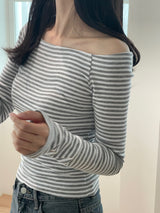ストライプオフショルダーロングスリーブTシャツ