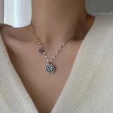 ダブルバタフライヘキサゴンネックレス/nvv Double Butterfly Hexagon Necklace