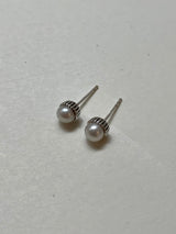 [92.5silver] ブラックラインパールピアス