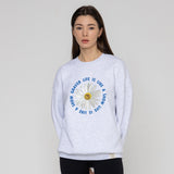 [UNISEX] Daisy Flower Circle Logo White Clip Sweatshirt (6688286605430)
