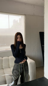 Square holy neck slim fit top