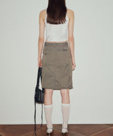 グラフィックノースリーブトップ / GRAPHIC SLEEVELESS TOP (BEIGE)