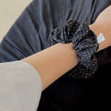 MINI DOT SCRUNCHIE