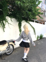 パンチングフードセミジップアップバルーンクロップニットウェア