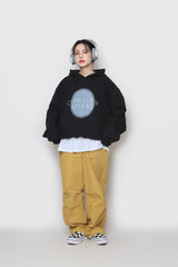 スプレーペインティングエンブロイダリーフーディ / Spray Painting Embroidered Hood