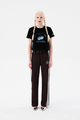 チェリーアーチロゴクロップTシャツ / CHERRY ARCH LOGO CROP T-SHIRT [BLACK]