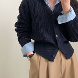 オールデイツイストVネックカーディガン / [Bellide made] All-Day Twist V-Neck Cardigan
