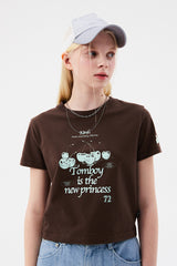 チェリートムボーイグラフィックTシャツ / CHERRY TOMBOY GRAPHIC T-SHIRT [BROWN]