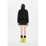 CHERRY CROP STRING DOWN VEST [BLACK]
