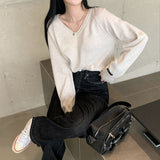 [Bellide made] Soft loose V-neck knitwear